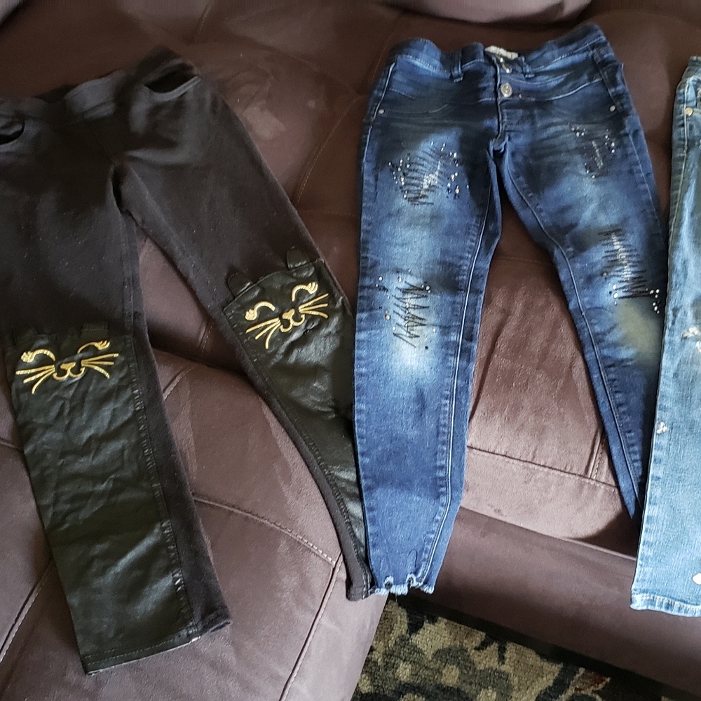 Girls size 7 clothes in variety